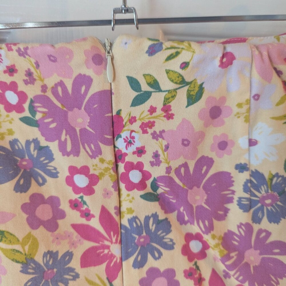 Love on Hangar floral spring skirt -5 - Picture 4 of 6
